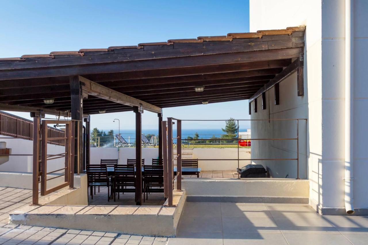 Villa Rossa Hanioti Bagian luar foto